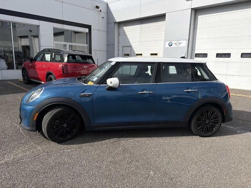 2023 MINI Hardtop Cooper S
