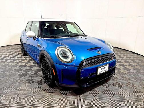 2023 MINI Hardtop Cooper S