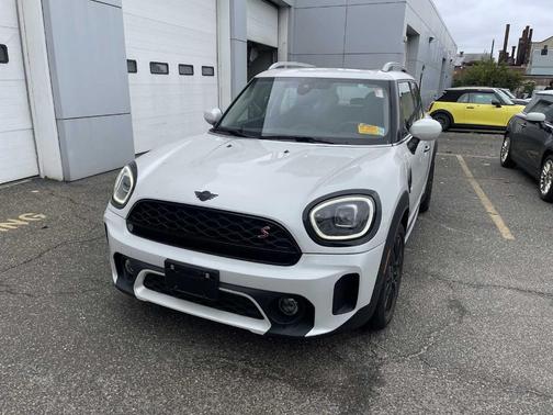 2023 MINI Countryman Cooper S