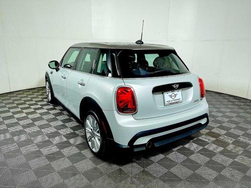 2023 MINI Hardtop Cooper