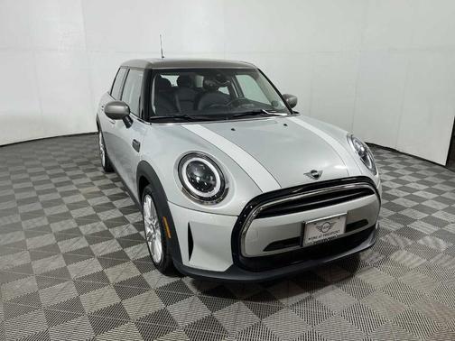 2023 MINI Hardtop Cooper