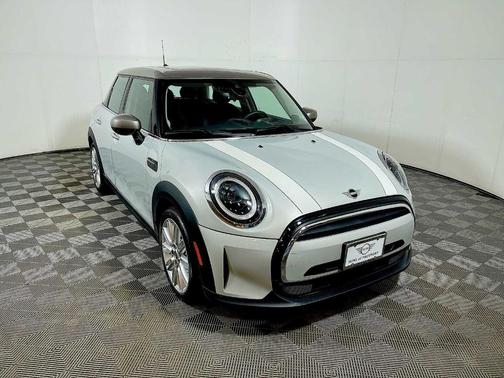 2023 MINI Hardtop Cooper