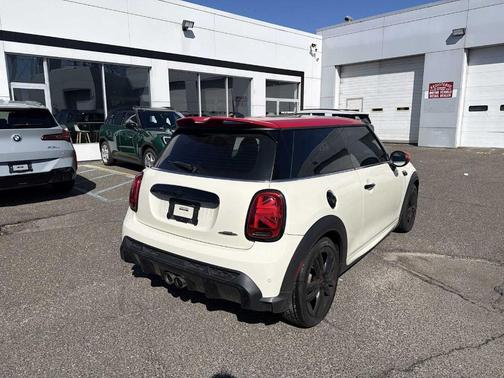 Pepper White 2023 MINI Hardtop John Cooper Works