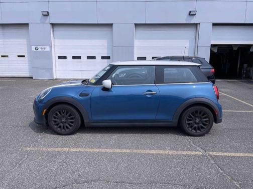 2023 MINI Hardtop Cooper