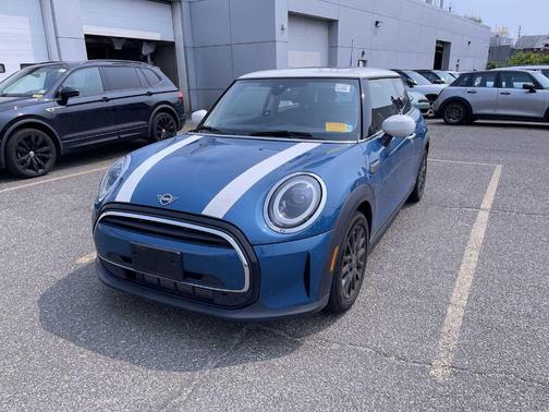 2023 MINI Hardtop Cooper