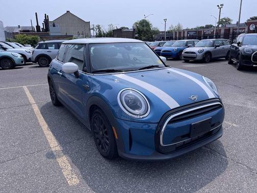 2023 MINI Hardtop Cooper
