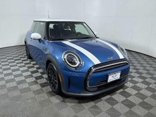 2023 MINI Hardtop Cooper