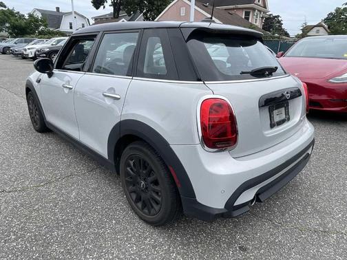 2023 MINI Hardtop Cooper