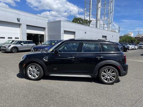 2023 MINI Countryman Cooper S