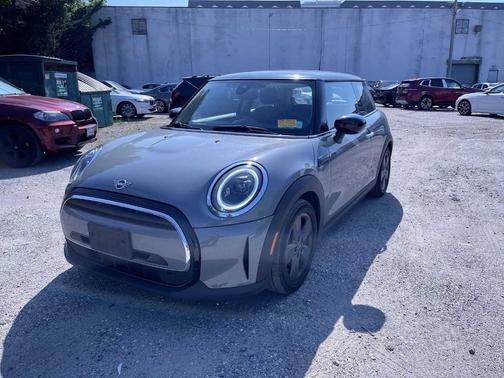 2022 MINI Hardtop Cooper