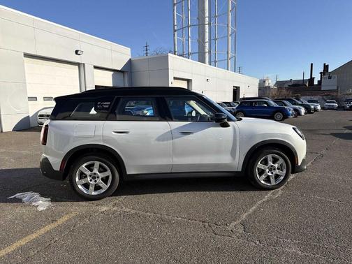 2025 MINI Countryman S