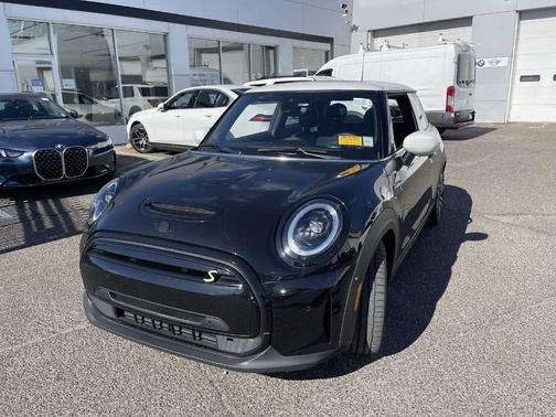 2022 MINI SE Hardtop Cooper