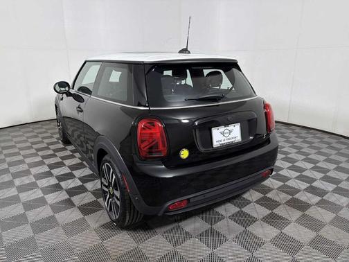 2022 MINI SE Hardtop Cooper