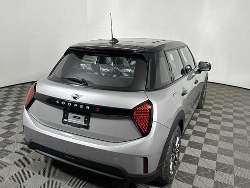 2025 MINI Hardtop Cooper S