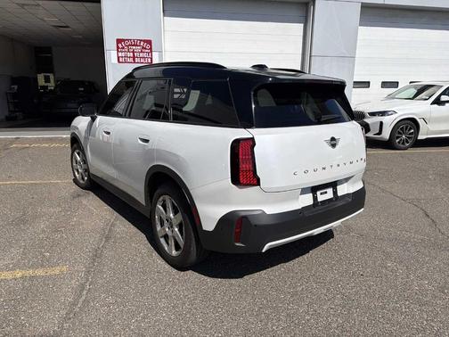 White Metallic 2025 MINI Countryman S