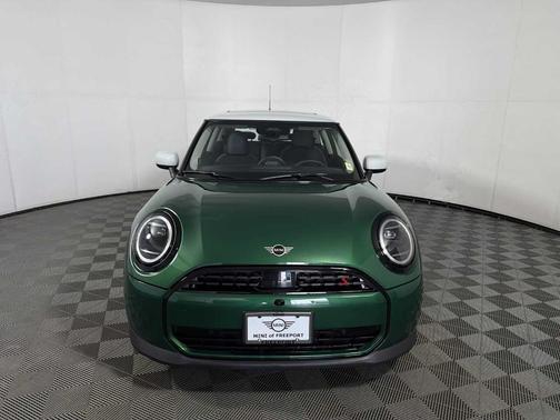 British Racing Green IV Metallic 2025 MINI Hardtop S