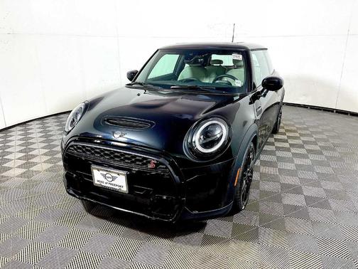 2023 MINI Hardtop Cooper S