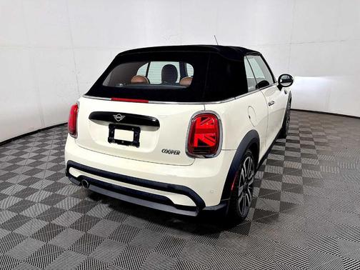 Pepper White 2022 MINI Convertible Cooper