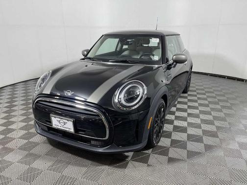 2023 MINI Hardtop Cooper