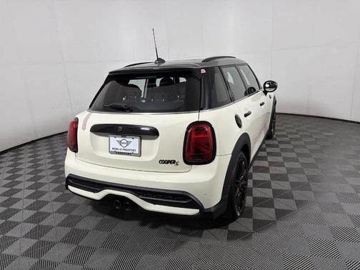 2023 MINI Hardtop Cooper S