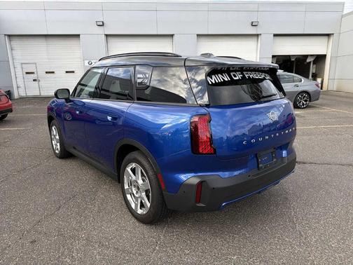 2025 MINI Countryman S