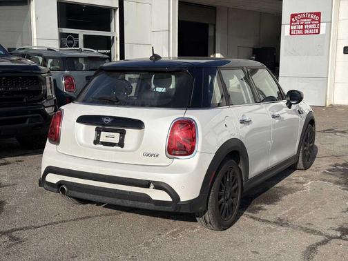 2024 MINI Hardtop Cooper