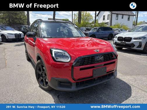 Chili Pepper Red 2026 MINI Countryman S