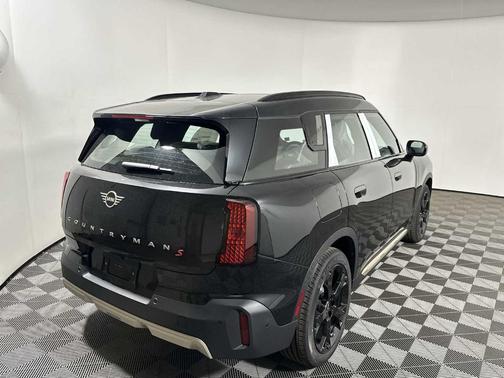 2025 MINI Countryman S