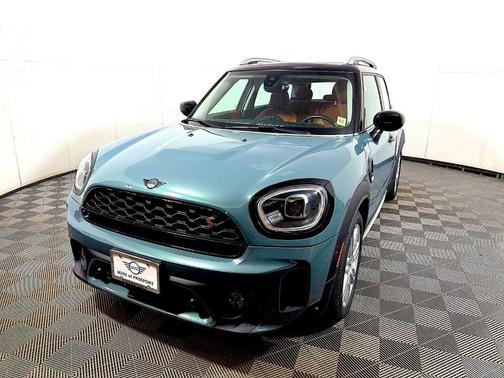 Sage Green Metallic 2023 MINI Countryman Cooper S