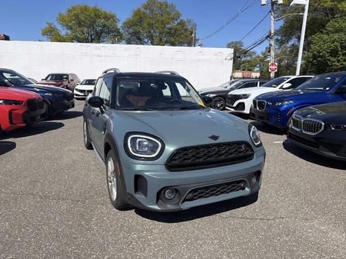 Sage Green Metallic 2023 MINI Countryman Cooper S