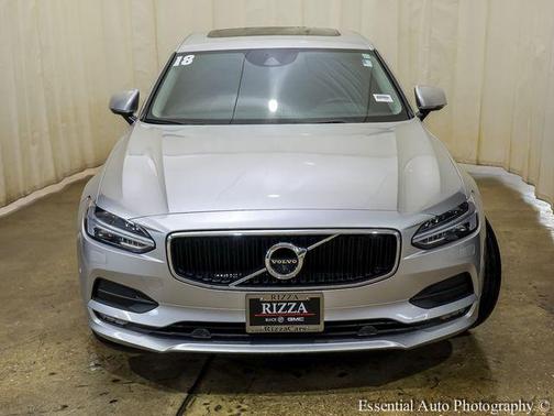 2018 Volvo S90 T5 Momentum