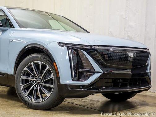 2025 Cadillac LYRIQ Sport w/1SJ