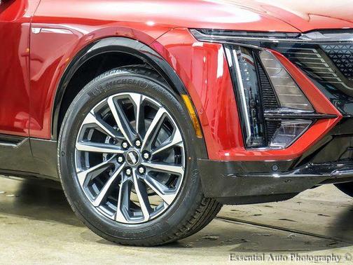 2026 Cadillac LYRIQ Sport