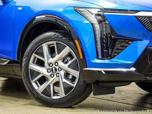 2025 Cadillac OPTIQ Luxury
