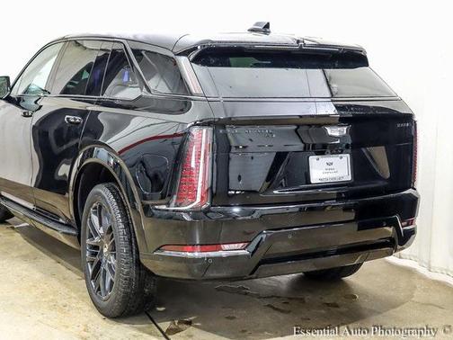 2025 Cadillac Escalade Sport