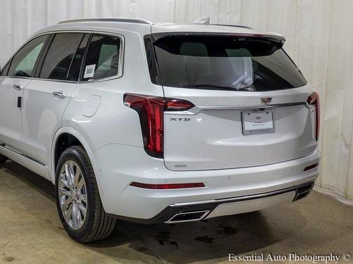 2025 Cadillac XT6 Premium Luxury AWD