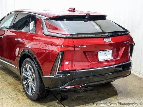 2025 Cadillac LYRIQ Luxury w/1SD