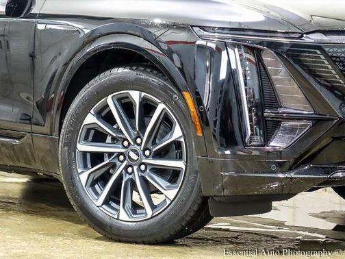 2025 Cadillac LYRIQ Sport w/1SJ