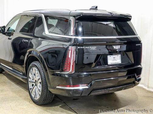 2026 Cadillac Escalade IQL Luxury