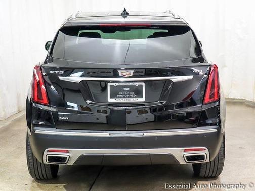 2022 Cadillac XT5 Premium Luxury