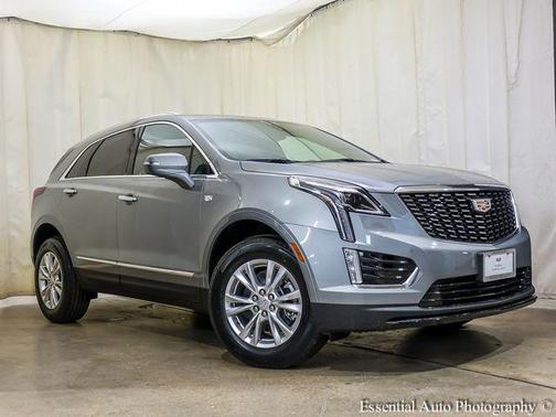 Argent Silver Metallic 2026 Cadillac XT5 Luxury SUV