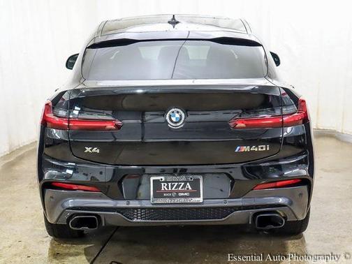 2021 BMW X4 M40i