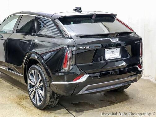 2025 Cadillac OPTIQ Luxury