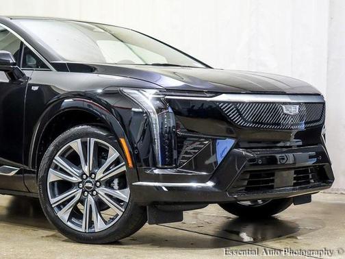 2025 Cadillac OPTIQ Luxury