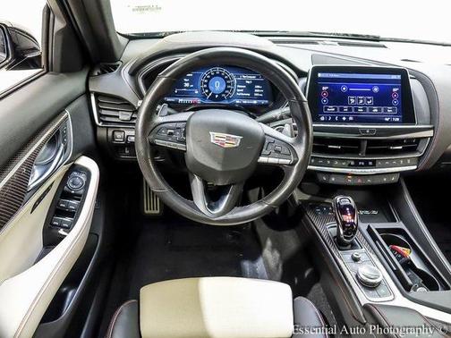 2024 Cadillac CT5 Sport