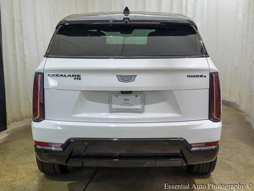 2025 Cadillac Escalade Sport