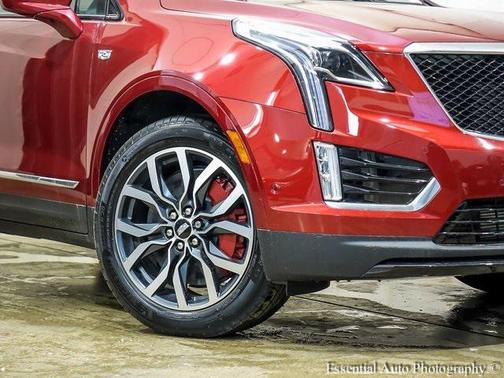 2025 Cadillac XT5 Sport