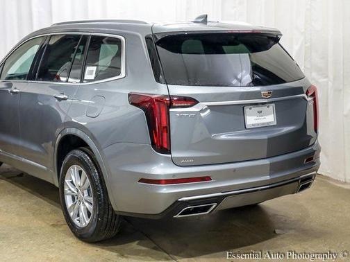 2025 Cadillac XT6 Luxury AWD