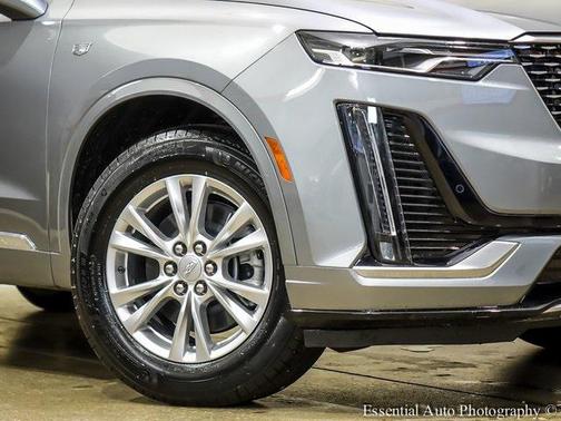 2025 Cadillac XT6 Luxury AWD