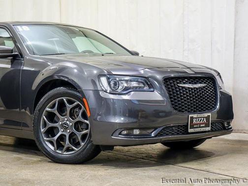 2018 Chrysler 300 S